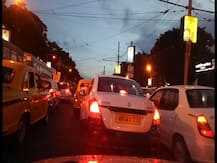 পঞ্চমীতেই ব্যাপক যানজট, অবরুদ্ধ কলকাতার বিভিন্ন রাস্তা