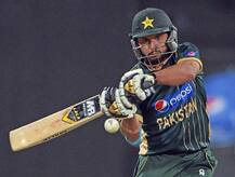 জাভেদ মিঁয়াদাদ ও শাহিদ আফ্রিদির কদর্য বাকযুদ্ধ