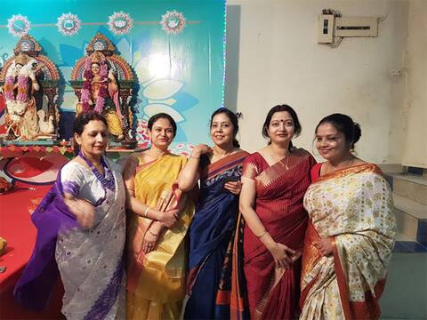 নাইজেরিয়ায় লাগোসে মহিষাসুরমর্দিনীর আরাধনা নাইজেরিয়ায় লাগোসে মহিষাসুরমর্দিনীর আরাধনা