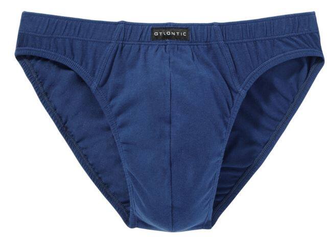 মিনেসোটা, আমেরিকার এক রাজ্য। এখানকার একটি নিয়মও ভারি আজব। দড়িতে ছেলে বা মেয়েদের অন্তর্বাস শুকোতে দেওয়া যাবে না। 