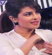 বলিউড, নাচ, ফোনে সেক্স, পার্টনারের সঙ্গে স্নান, দুর্বল সাধারণ জ্ঞান, কর্ণের শোয়ে খোলাখুলি প্রিয়ঙ্কা