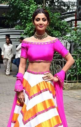 নিয়মিত শরীরচর্চা করেন শিল্পা। তিনি যোগাসনও করেন। ছবি সৌজন্যে সঙ্কেত শিন্ডে/সোলারিস ইমেজেস