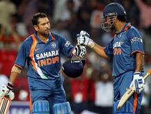 মোহালিতে সচিনকে মুকুটচ্যুত করতে পারবেন ধোনি? 