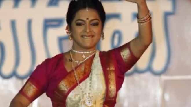 Marathi Actress And Dancer Ashwini Ekbote Dies At 44 মাত্র ৪৪ বছরে নৃত্য পরিবেশনার সময় মৃত্যু মরাঠি নৃত্যশিল্পী অশ্বিনী একবটের