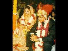 শাহরুখ-গৌরীর বিয়ের ২৫ বছর, জেনে নেব তাঁদের সম্পর্কের কিছু অজানা কথা