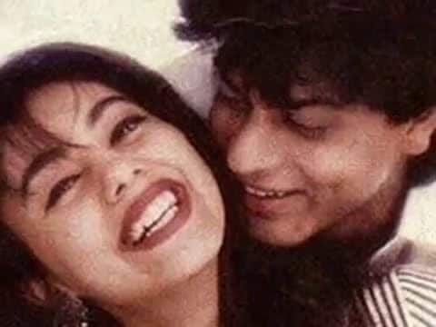 শাহরুখ একসময় গৌরীকে প্রতিশ্রুতি দিয়েছিলেন, তিনি মান্নাত একদিন কিনে দেবেন গৌরীকে। সেই প্রতিশ্রুতি অবশেষে রেখেছেন শাহরুখ। 