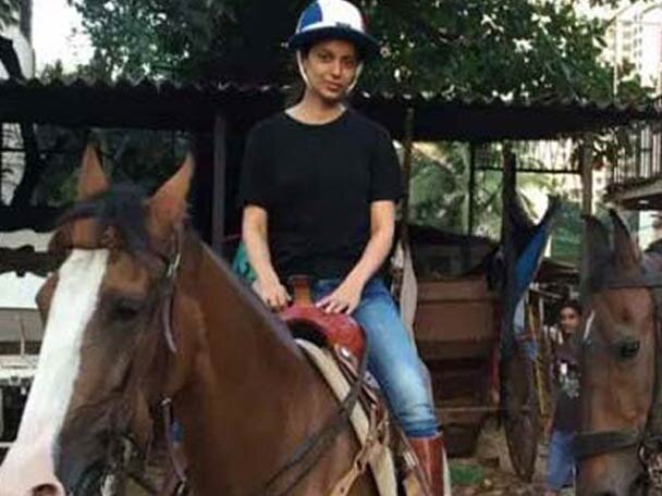 Kangana To Take Horse Riding Course From Germany For Her Next জার্মানিতে কেন ঘোড়ার আস্তাবলে থাকবেন কঙ্গনা? জানুন...