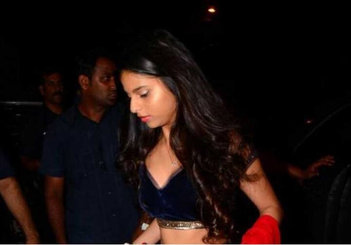 অমিতাভ বচ্চনের দিওয়ালি পার্টিতে সকলের নজর কাড়লেন শাহরুখ কন্যা সুহানা