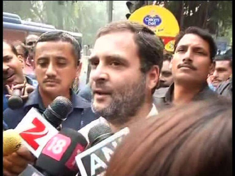 Rahul Gandhi Detained Again After Meeting Army Veterans Family দু’ দু’বার আটক, নিহত প্রাক্তন সেনাকর্মীর পরিবারকে হেনস্থার জন্য ক্ষমা উচিত কেন্দ্রের, বললেন রাহুল