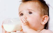 ধর্মীয় কারণে ২৪ ঘণ্টা শিশুকে মাতৃদুগ্ধ না দেওয়ার ঘটনায় গ্রেফতার বাবা সহ ২