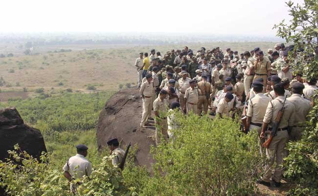 Mp Cm Orders Judicial Probe Into Bhopal Jail Break Encounter ভোপাল: জেল-ভাঙা ও এনকাউন্টার নিয়ে বিচারবিভাগীয় তদন্তের নির্দেশ শিবরাজের