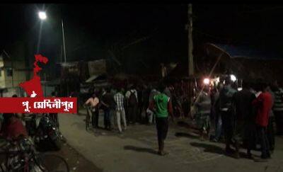 Girl Student Molested By Miscreants At Mahishadal 3 Arrested মহিষাদলে গাড়ি থেকে ছাত্রীকে কটূক্তি, ওড়না ধরে টান, হাতেনাতে পাকড়াও তিন যুবক