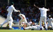 দেখুন, অবিশ্বাস্য রান আউটে জন্টিকে মনে করালেন টেম্পা বাভুমা