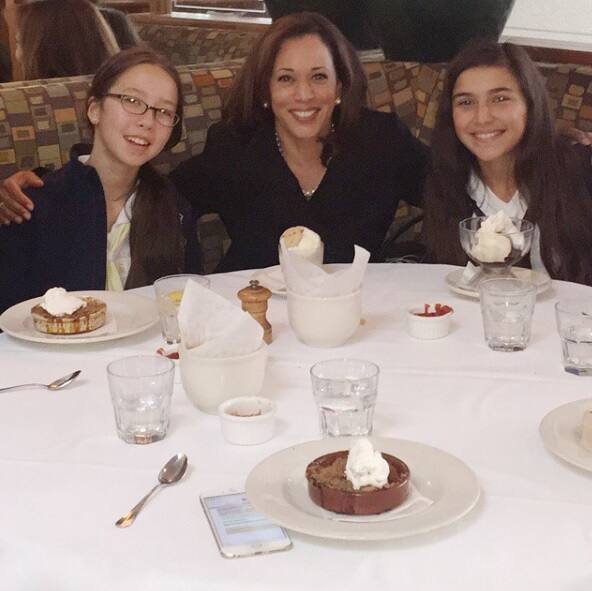 ছোট ছেলেমেয়েদের বিষয়ে খুবই আগ্রহী কমলা হ্যারিস। তাঁর কথায়, প্রতিটি শিশুর সুস্বাস্থ্য ও নিরাপত্তা নিশ্চিত করা আমাদের দায়িত্ব। যেমন দায়িত্ব, তাদের উঁচুমানের শিক্ষার ব্যবস্থা করা।