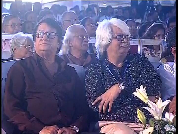 সূচনা হল বাংলা ছবি দিয়ে। যা কলকাতা চলচ্চিত্র উত্‍সবে এই প্রথম।