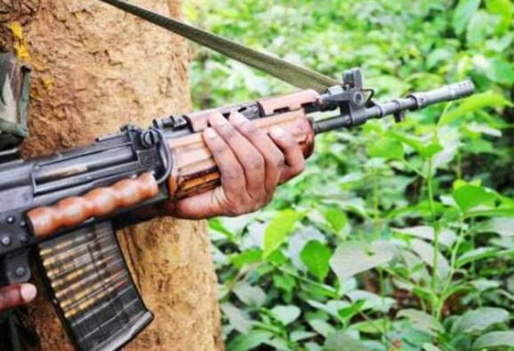 10 Naxals killed in encounter with security forces in Chhattisgarh ছত্তিশগড়ে নিরাপত্তাবাহিনীর সঙ্গে সংঘর্ষে হত ১০ মাওবাদী