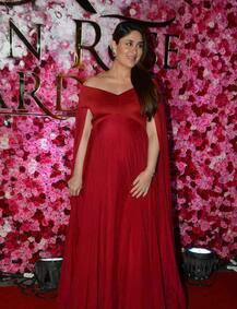 মুম্বইয়ে লাক্স গোল্ডেন রোজ অ্যাওয়ার্ডস অনুষ্ঠানে করিনা কপূর