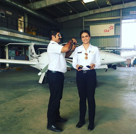 এই অভিনেত্রী বরাবরই সাহসী। তিনি নিজের বিয়ের অনুষ্ঠানে গিয়েছিলেন বাইক চালিয়ে