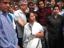 নোট বাতিল: কেন্দ্রের তুঘলকি সিদ্ধান্ত মানব না,পথে নেমে প্রতিবাদের হুঁশিয়ারি মমতার