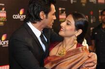 বলিউডের এই সহ-অভিনেতার হাসিতে মুগ্ধ বিদ্যা, দেখুন ছবিতে