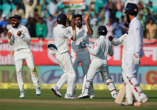 Live Ashwins Fifer Gives India Control Over Second Test Live: ভারতের ৩ উইকেটের পতন, জমে গেল দ্বিতীয় টেস্ট