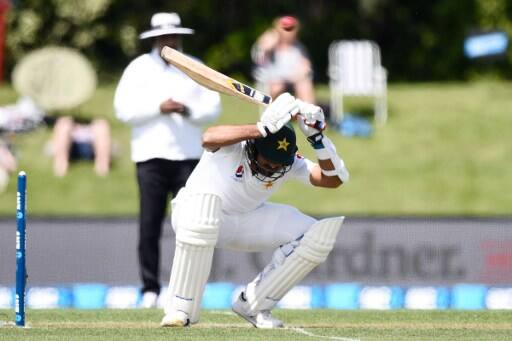 পাকিস্তান গত ৫ বছরে টেস্টে প্রথম ৫০ ওভারে সবচেয়ে কম রান করল। ২০১১-১২ মরশুমে শ্রীলঙ্কার বিরুদ্ধে ৫০ ওভারে ৮৩ রান করেছিল পাকিস্তান। চলতি ইনিংসে ৫০ ওভারে তাদের রান ৮০