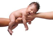 গর্ভ ভাড়ার বাণিজ্যিকরণ রুখতে লোকসভায় পেশ সারোগেসি রেগুলেশন বিল