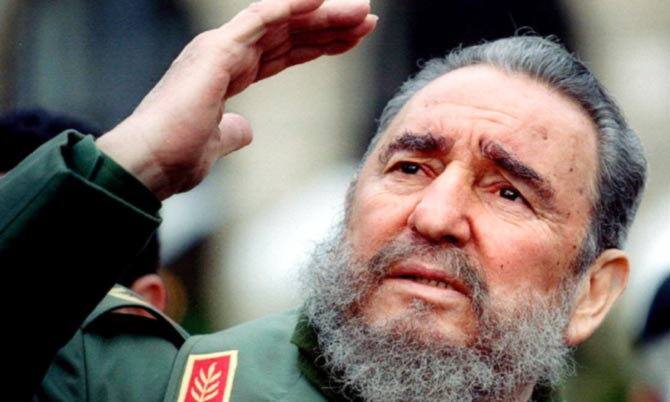 শ্রদ্ধা জানিয়েছেন বিহারের মুখ্যমন্ত্রী নীতীশ কুমার, অন্ধ্রপ্রদেশের মুখ্যমন্ত্রী চন্দ্রবাবু নাইডু, প্রাক্তন বিদেশমন্ত্রী কে নটবর সিংহ, ডিএমকে প্রেসিডেন্ট এম করুণানিধি। 