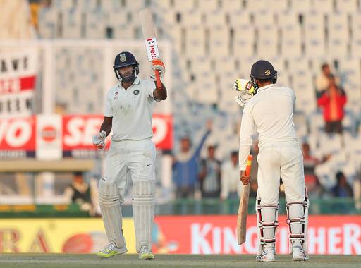 আজ ভারতের সাত থেকে ১১ নম্বর ব্যাটসম্যান মিলে ২৩০ রান যোগ করেছেন। টেস্টের ইতিহাসে ভারতের লোয়ার অর্ডারের ব্যাটসম্যানদের করা এটাই সবচেয়ে বেশি রান