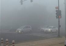 দিল্লিতে ঘন কুয়াশার জেরে ব্যাহত রেল-বিমান পরিষেবা