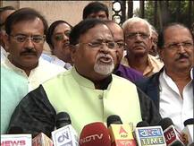 সেনা মোতায়েন: রাজভবনে ধর্না তৃণমূলের, কটাক্ষ বিজেপির