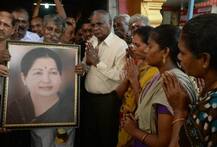 \'আম্মার\' আরোগ্য কামনায় প্রার্থনা, যজ্ঞ জয়ললিতার অনুগামী, ভক্তদের