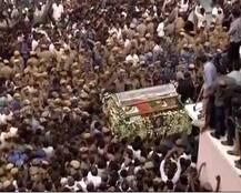 ছবিতে দেখুন: জয়ললিতার শেষ যাত্রায় সামিল শোকস্তব্ধ চেন্নাই
