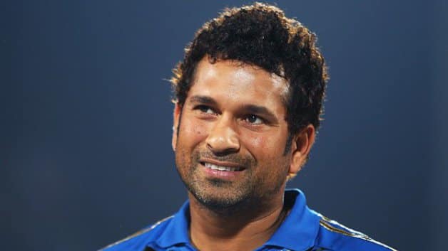 Sachin Tendulkar Reveals Embarrassing Moment Involving Son Arjun And Amitabh Bachchan অমিতাভের কাছে ছেলে অর্জুনের জন্য কীভাবে অস্বস্তিতে পড়ে গিয়েছিলেন, জানালেন সচিন