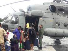 ছবিতে দেখুন: আন্দামানে আটক পর্যটকদের উদ্ধারের কিছু ঝলক...