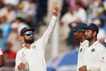 লাঞ্চের আগেই জোড়া উইকেট হারাল ইংল্যান্ড