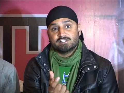 বেশ কয়েকটি প্রথমসারির সংবাদমাধ্যমে প্রকাশিত প্রতিবেদন ঘিরে এই জল্পনা আরও দানা বেঁধেছে। প্রতিবেদন অনুযায়ী, জলন্ধর থেকে ভোটে লড়তে পারেন ভাজ্জি।