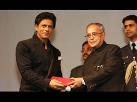 Srk To Receive Doctorate At Hyderabad হায়দরাবাদের বিশ্ববিদ্যালয় থেকে শাহরুখকে ডক্টরেট