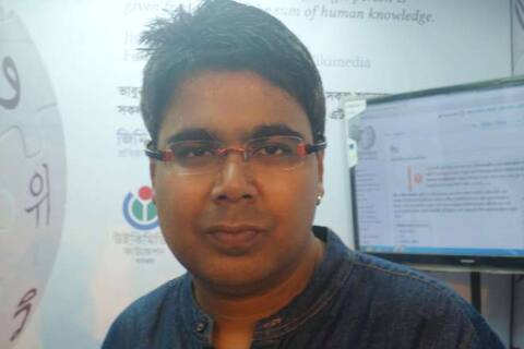 বড়দিনের শুভেচ্ছা জানিয়ে সমালোচনায় বিদ্ধ মীর, ফেসবুক পোস্টেই পাল্টা জবাব