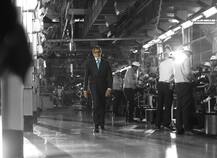  জামাইয়ের ফ্যাক্টরিতে ‘কর্মী’ অমিতাভ