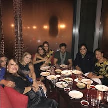 স্বাভাবিক হচ্ছে হৃতিক-সুজান সম্পর্ক? দুবাইয়ে ছুটি কাটাচ্ছেন তাঁরা!