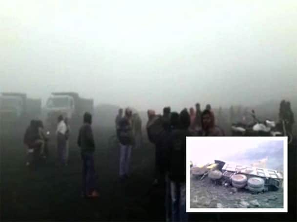 5 Dead 25 Feared Trapped After Jharkhand Mine Collapses ঝাড়খণ্ডে খনিতে ধস, মৃত ৫ শ্রমিক, এখনও আটক কয়েকজন