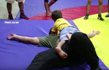 দেখুন জাতীয় চ্যাম্পিয়ন ‘কুস্তিগীর’ মহাবীর সিংহ ফোগত যখন হারলেন ছোট্ট ছেলের কাছে