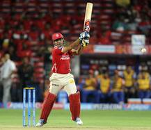 লাঞ্চের আগে শতরান করেও সহবাগকে টপকাতে পারলেন না ওয়ার্নার