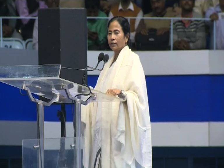 Mamata Increase Professors Retirement Age To 62 Announce New Varsity অধ্যাপকদের অবসরের বয়স বেড়ে ৬২, বিশ্বভারতীর অদূরেই হবে বিশ্ববাংলা বিশ্ববিদ্যালয়, ঘোষণা মমতার