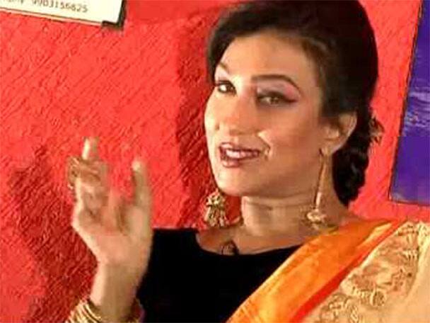 'চাঁদের বাড়ি' ছবিতে কাজ করেছেন ঋতুপর্ণা সেনগুপ্ত