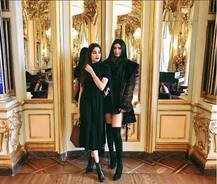  সপরিবারে ছুটি কাটাচ্ছেন শ্রীদেবী!