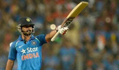 বিরাট একদিনের আন্তর্জাতিকে দু বার কেদারের থেকে কম বলে শতরান করেছেন। দু বারই অস্ট্রেলিয়ার বিরুদ্ধে। জয়পুরে শতরান করেছিলেন ৫২ বলে এবং নাগপুরে ৬১ বলে