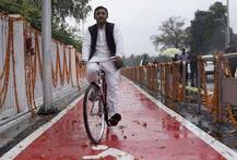 \'সাইকেল\' পেলেন অখিলেশই, শুভেচ্ছা কংগ্রেস-মমতার