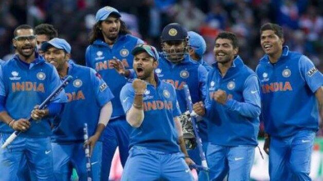 কোন ভারতীয় বোলারকে খেলা তাঁর কাছে কঠিন, জানালেন আফ্রিদি Shahid Afridi Revealing Name Toughest Bowler He Ever Faced কোন ভারতীয় বোলারকে খেলা তাঁর কাছে কঠিন, জানালেন আফ্রিদি